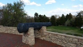 Confederate Cannon on Waller Hill overlooking the Potomac